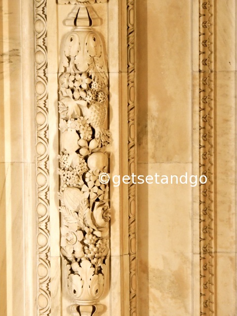 Carvings all over the library